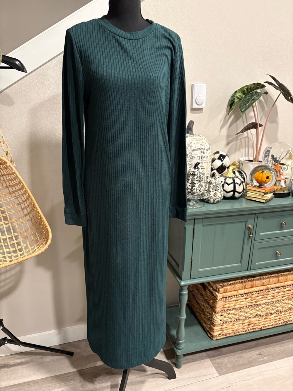 Old Navy Long Sleeve Ribbed Midi Dress in Deep Teal